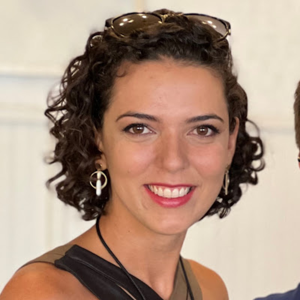 Meet your Posher, Talita as